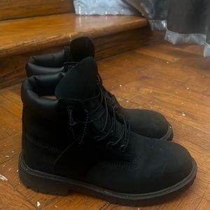 Black timberland